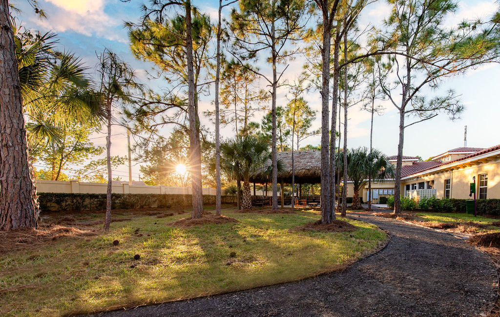 amber-behavioral-health-outdoor-space